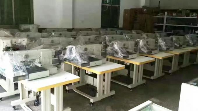 A calças automática do laser arfa a máquina de costura industrial welting do placket do bolso